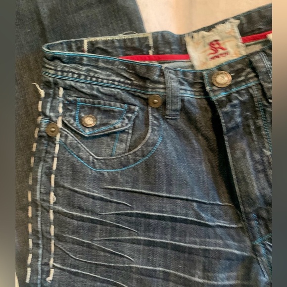 Kanji Men’s Embroidered Jeans - Picture 3 of 7